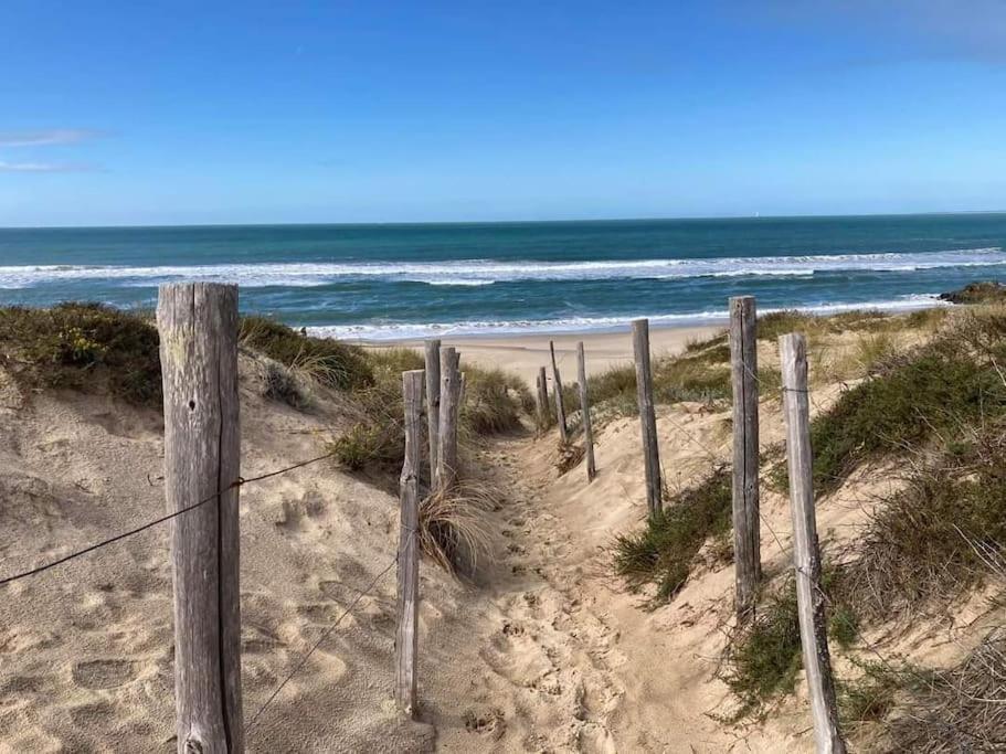 Maison De Bourg A 5 Minutes De Soulac Sur Mer Talais Esterno foto